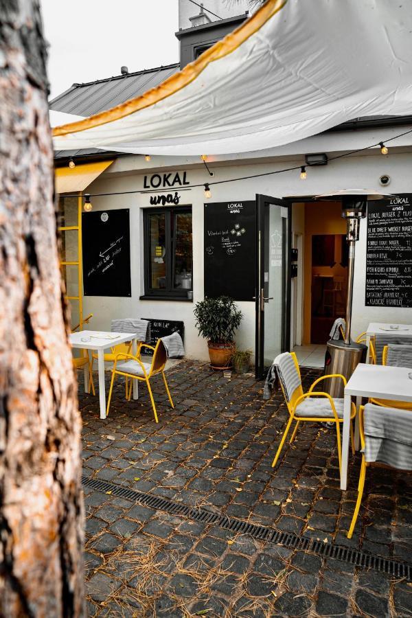 Street Food Possonium Apartments Bratislava Buitenkant foto