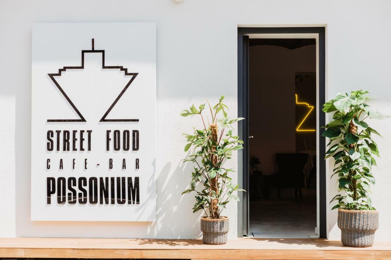 Street Food Possonium Apartments Bratislava Buitenkant foto